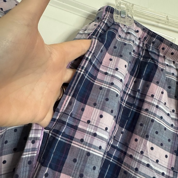 Victoria Secret EUC top size S pants M
Super cute lightweight pajama set - Picture 3 of 10